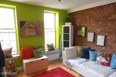 Main picture of 319 20th St