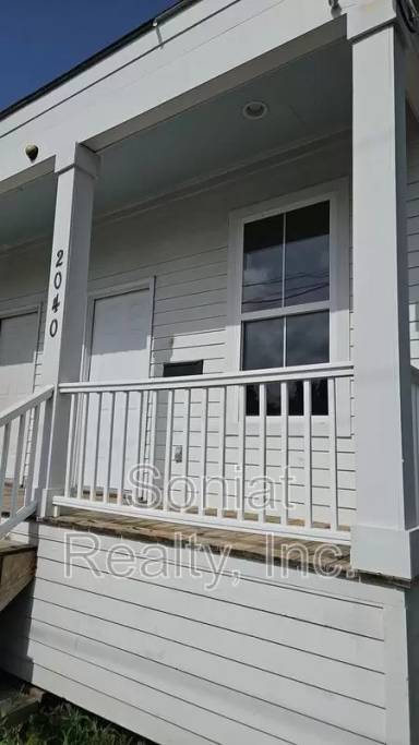 Main picture of 2040 Saint Anthony St