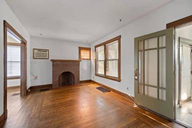 Main picture of 347 Warner St
