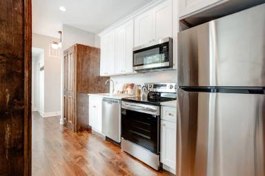 Main picture of 2638 N 33rd St