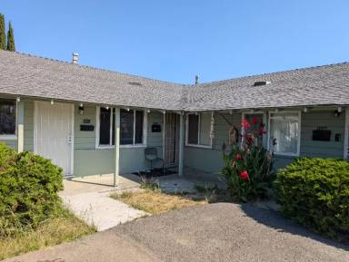 Main picture of 1032 Gilbert St