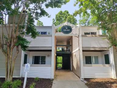 Main picture of Maple Ridge Apartments