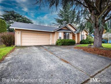 Main picture of 3800 NE 152nd Ct