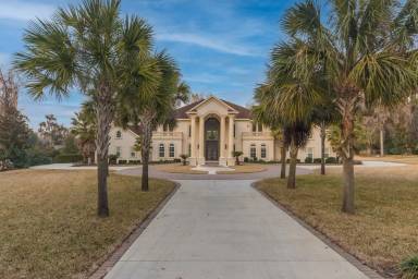 Main picture of 8604 SW 31st Ave