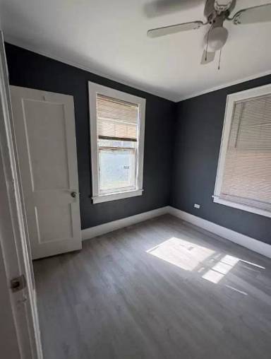 Main picture of 2521 Pershing Ave