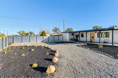 Main picture of 56831 Little League Dr