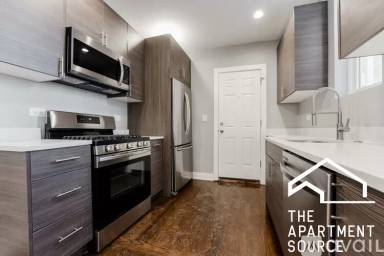 Main picture of 1435 W Farragut Ave