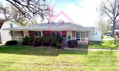 Main picture of 3720 Brown Rd