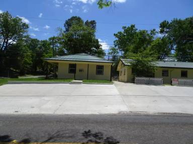 Main picture of 422 E McDonald St