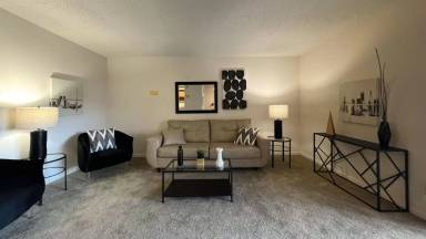 Main picture of 4020 Monaco Dr