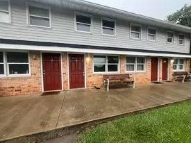 Main picture of 860 N Lincoln St