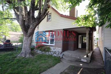 Main picture of 1219 Harriet St