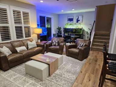 Main picture of 404 Monet Ln