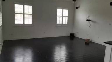 Main picture of 2803 Paris Rd
