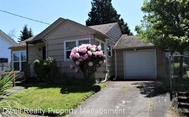 Main picture of 1228 N Ainsworth St