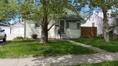 Main picture of 1532 Main St