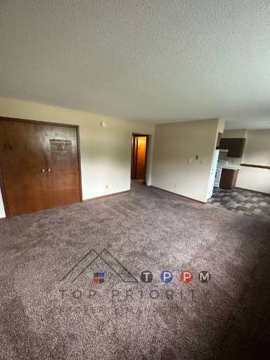 Main picture of 414 7th St SE