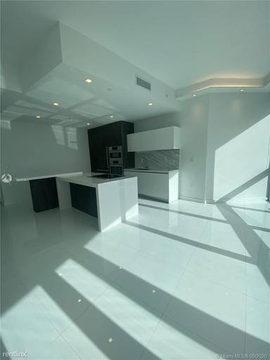 Main picture of Paramount Miami Worldcenter