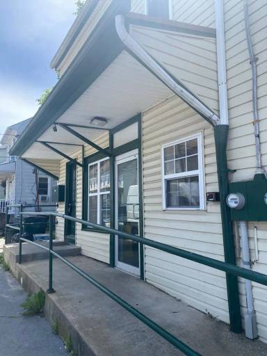 Main picture of 540 Locust St