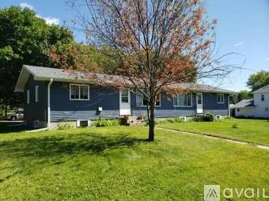 Main picture of 695 Jackson Ave SW