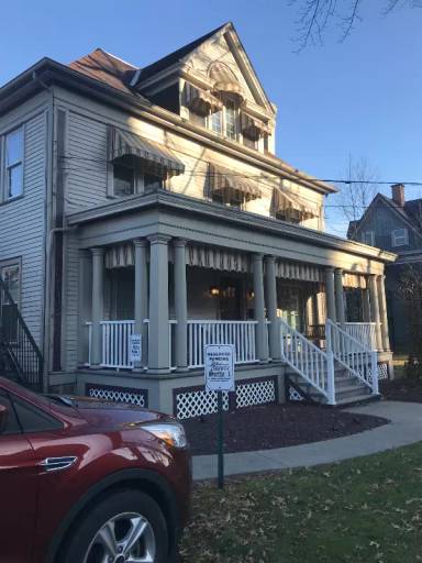 Main picture of 1046 Liberty St