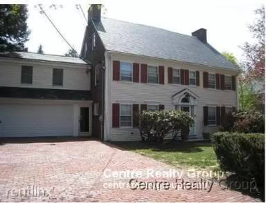 Main picture of 12 Surrey Rd