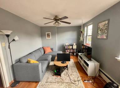 Main picture of 845 Western Avenue - WT 845-2