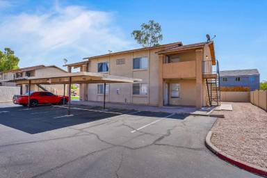 Main picture of Amberwood Manor Apartments
