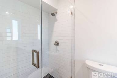 Main picture of 148 S Madison Ave