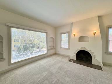 Main picture of 1028 33rd St