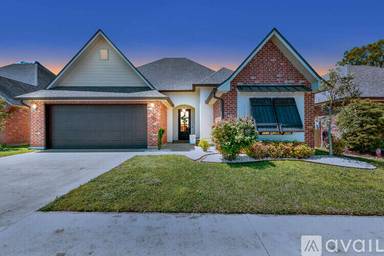 Main picture of 105 Anaheim Ln