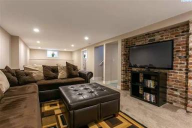Main picture of 414 Douglass Ave