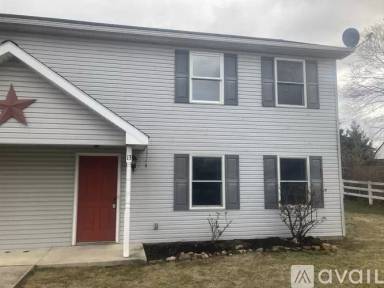 Main picture of 13 Stoltzfus Ln