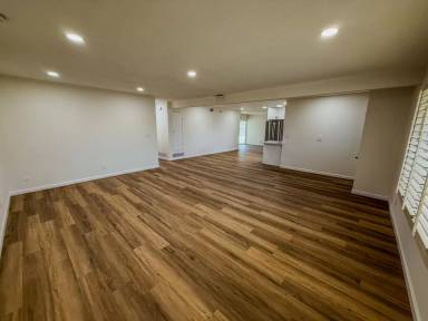 Main picture of 1461 Hermes Ln