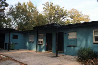 Main picture of 1045 Glencarin St