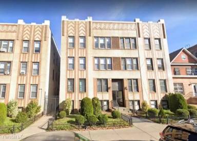 Main picture of 92 Highland Ave