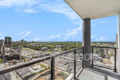 Main picture of 1280 West Condominium