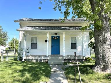 Main picture of 1652 Nelson Ave