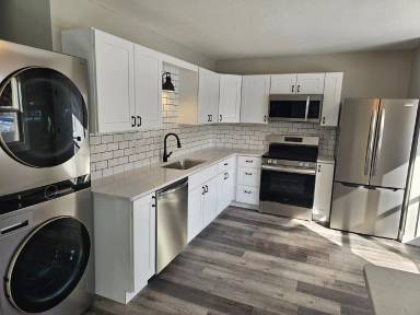 Main picture of 126 W 15th Ave
