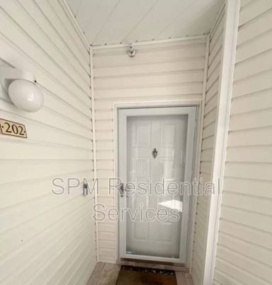 Main picture of 3810 River Front Pl