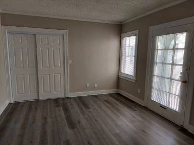 Main picture of 230 248 Olive Ave