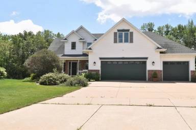 Main picture of 1000 Mosshaven Ct