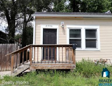 Main picture of 2906 E St