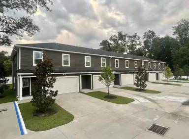 Main picture of 4007 Pine Hill Pt