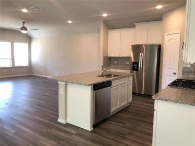 Main picture of 9224 Inland Leather Ln