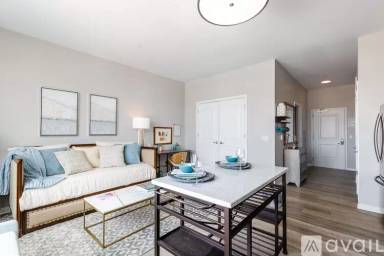 Main picture of 233 W Side Ave