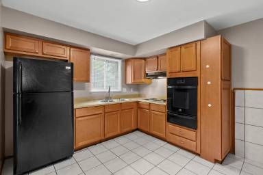 Main picture of 1605 Koch Dr