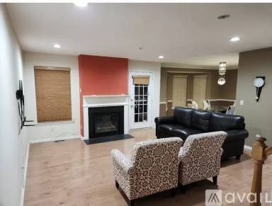Main picture of 7 Marina Dr