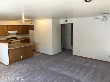Main picture of 141 S Zang Way