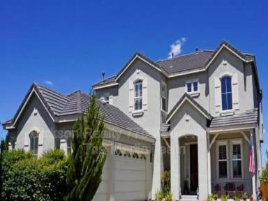 Main picture of 2810 Halo Dr